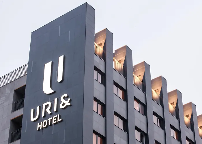 Uri& 酒店 4*