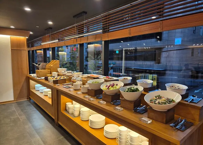 酒店 Uri& 4*