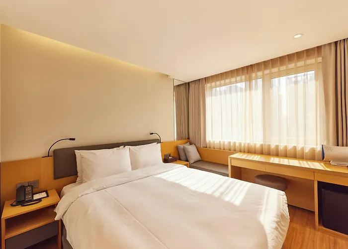 Hotel Uri&